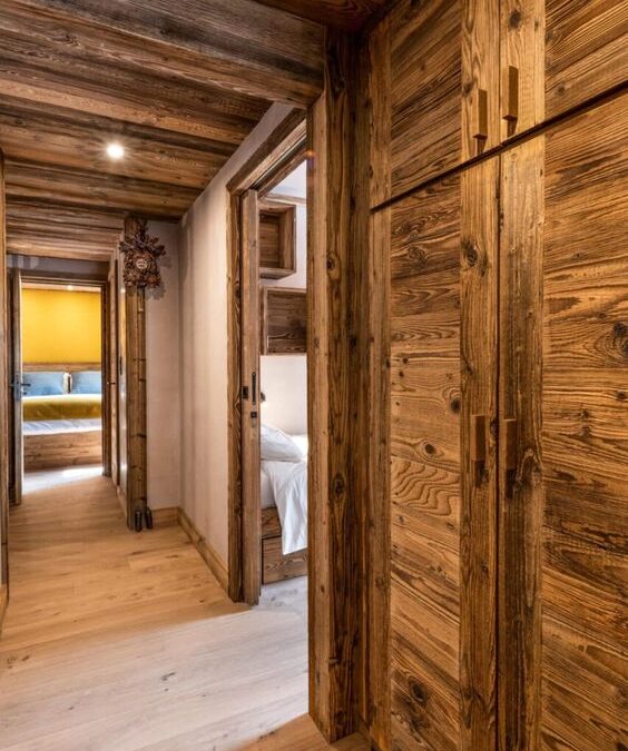 Quel type de porte coulissante pour mon bien en montagne ?
